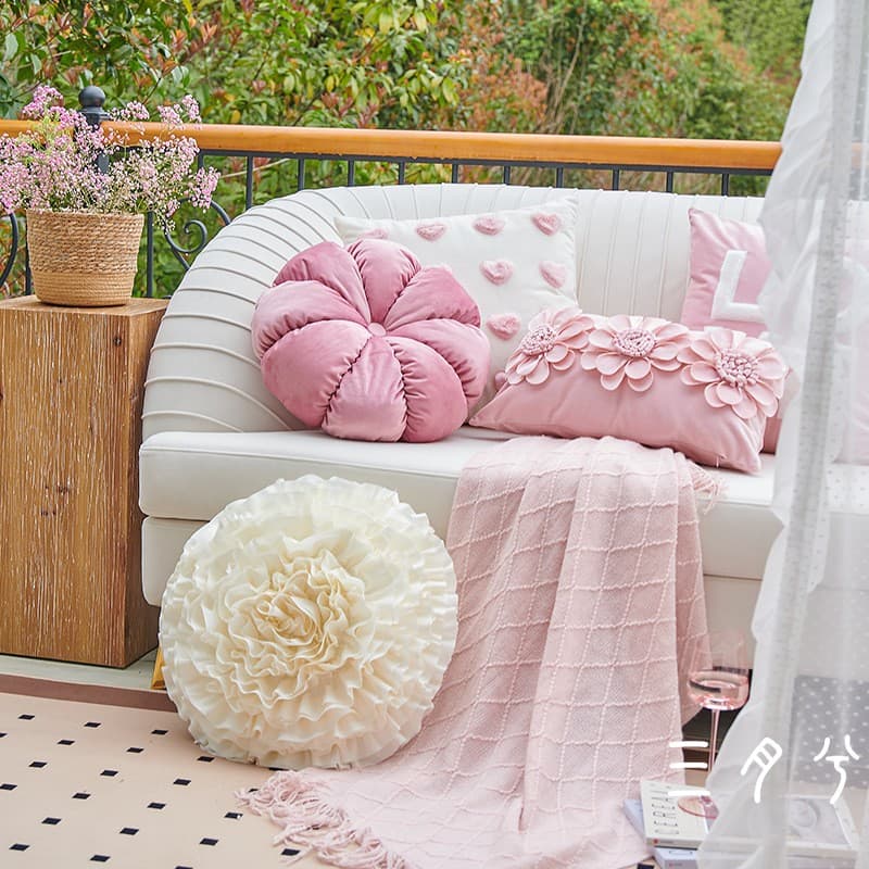 French Romantic Wedding Throw Pillow Modern Pink Ins Style Living Room Wedding Couch Bed Head Cushion Cover Manufacturer