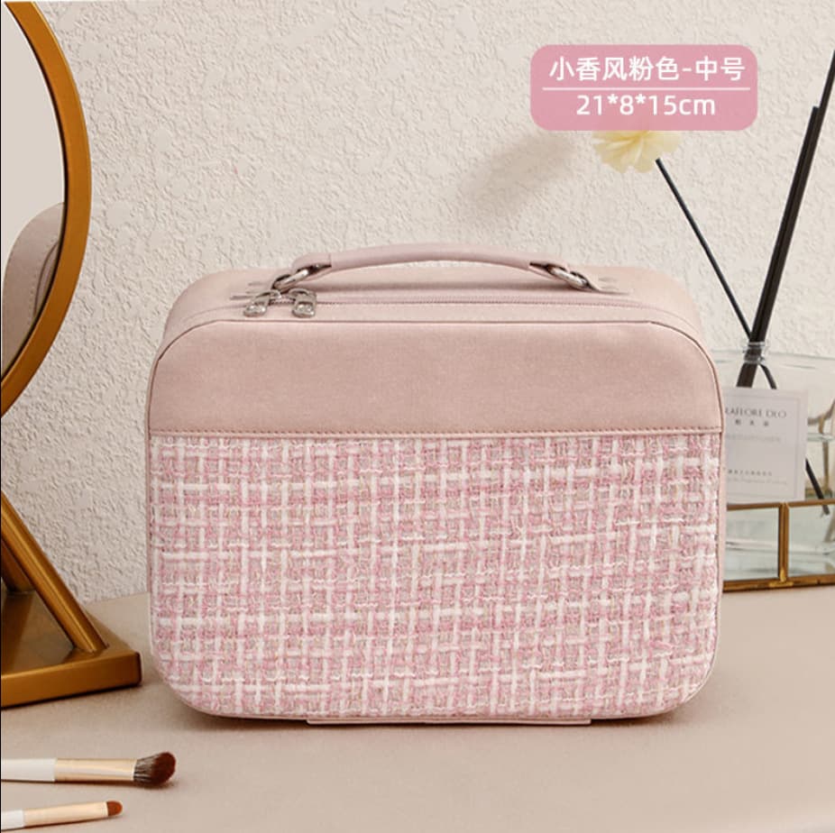 Trending Best-Selling Large and Small Cosmetic Cases, Large-Capacity Portable Makeup Organizer and Skincare Storage Bag, Wholesale