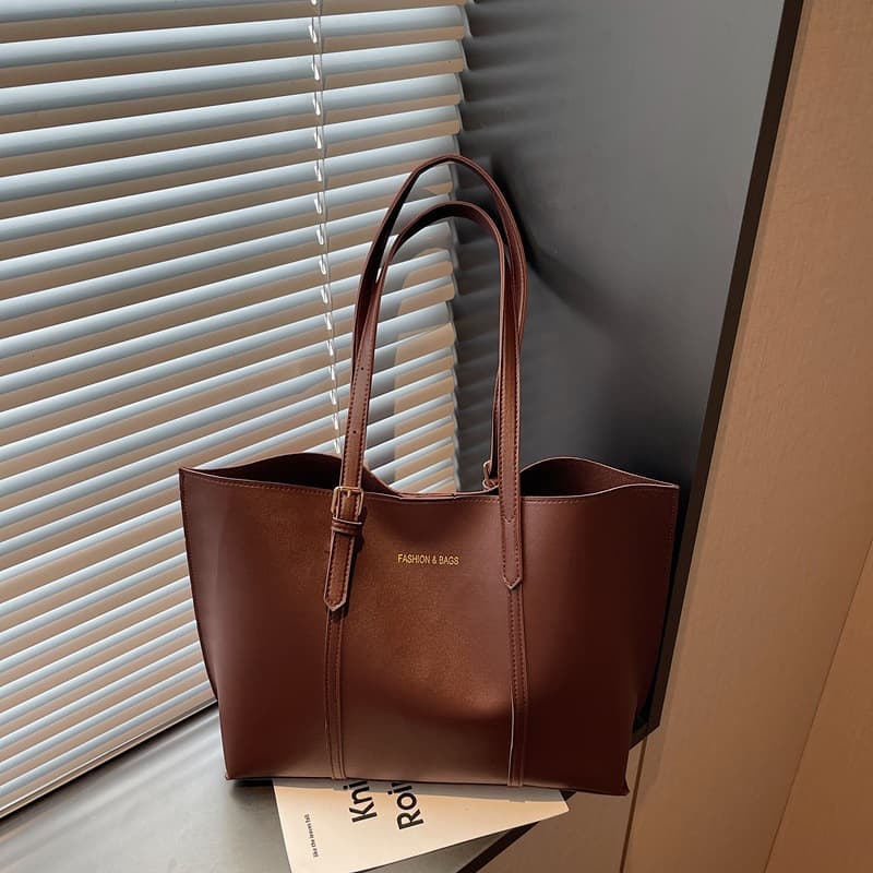 Large Bag Women 2025 Winter New Korean Style Simple Large Capacity Trendy Tote Bag Casual Stylish Shoulder Bag