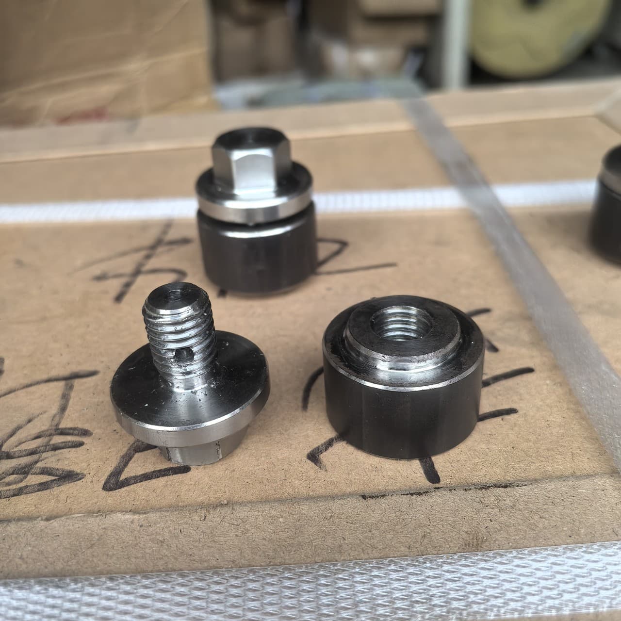 316 Stainless Steel Hex Bolt Wholesale M3 M6 M8 Cylinder Head Extended Screws 304 Stainless Steel Screws