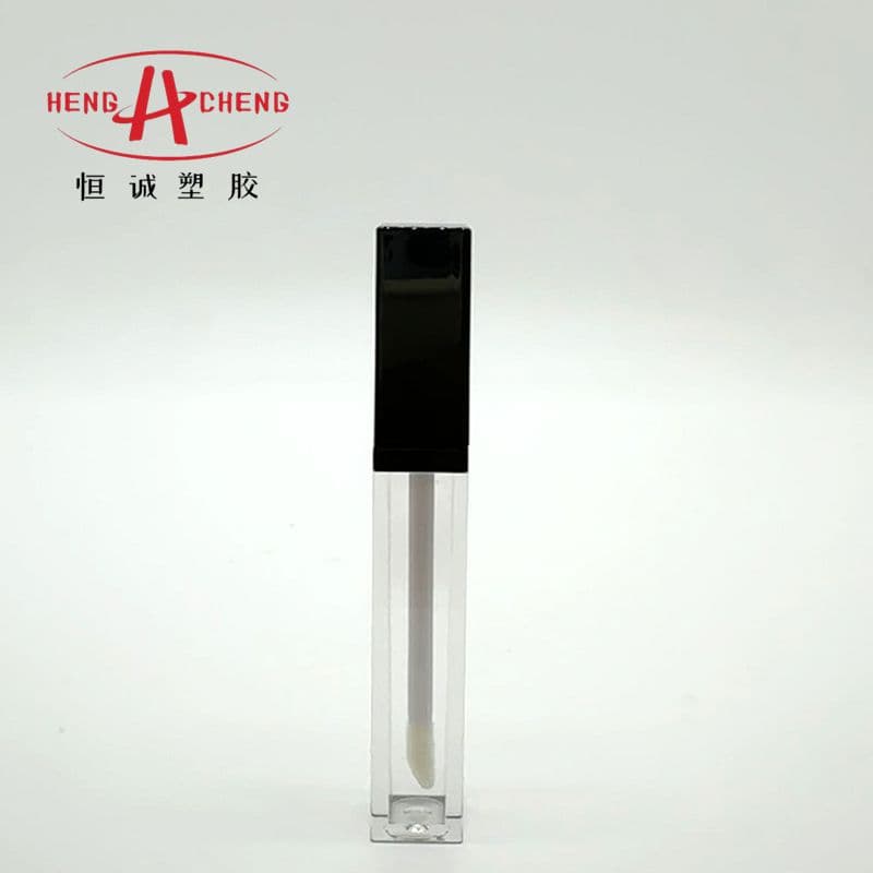 Hengcheng customized factory directly supplies square transparent lip gloss tube with injection cap lipstick lip glaze tube empty tube makeup packaging material