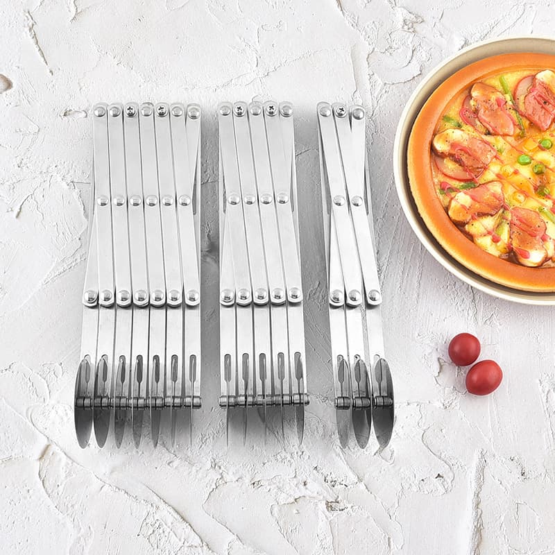 Spot stainless steel retractable roller pizza knife double-head single-head multi-wheel dough cutter fried dough sticks cutter puff pastry pie maker