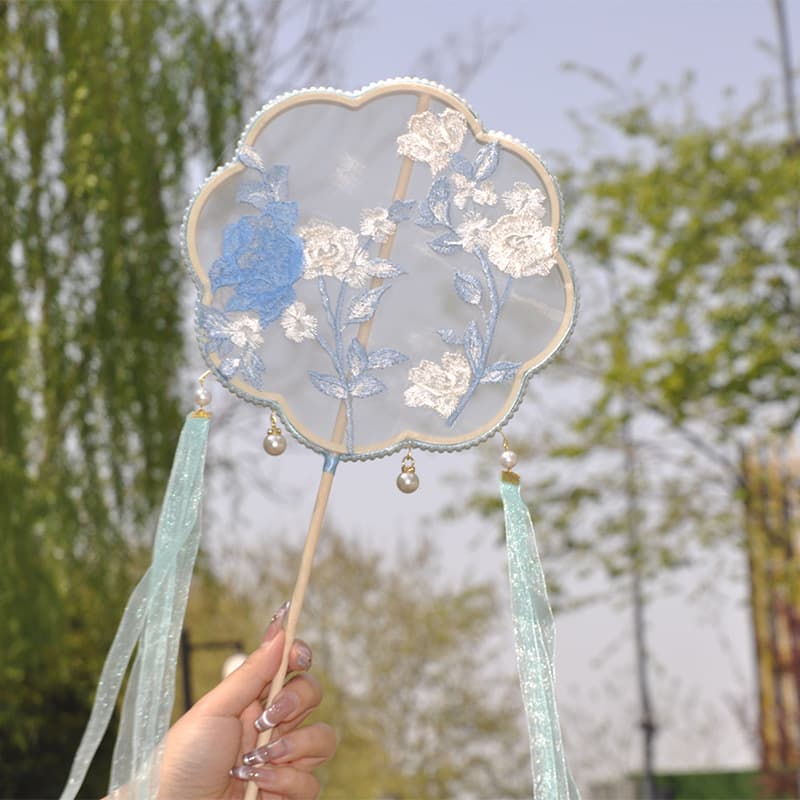 Chinese Style Vintage Embroidery Round Fan, Dance Fan Classical Dance Performance Fan, Hanfu Matching Photography Long-Handle Round Fan
