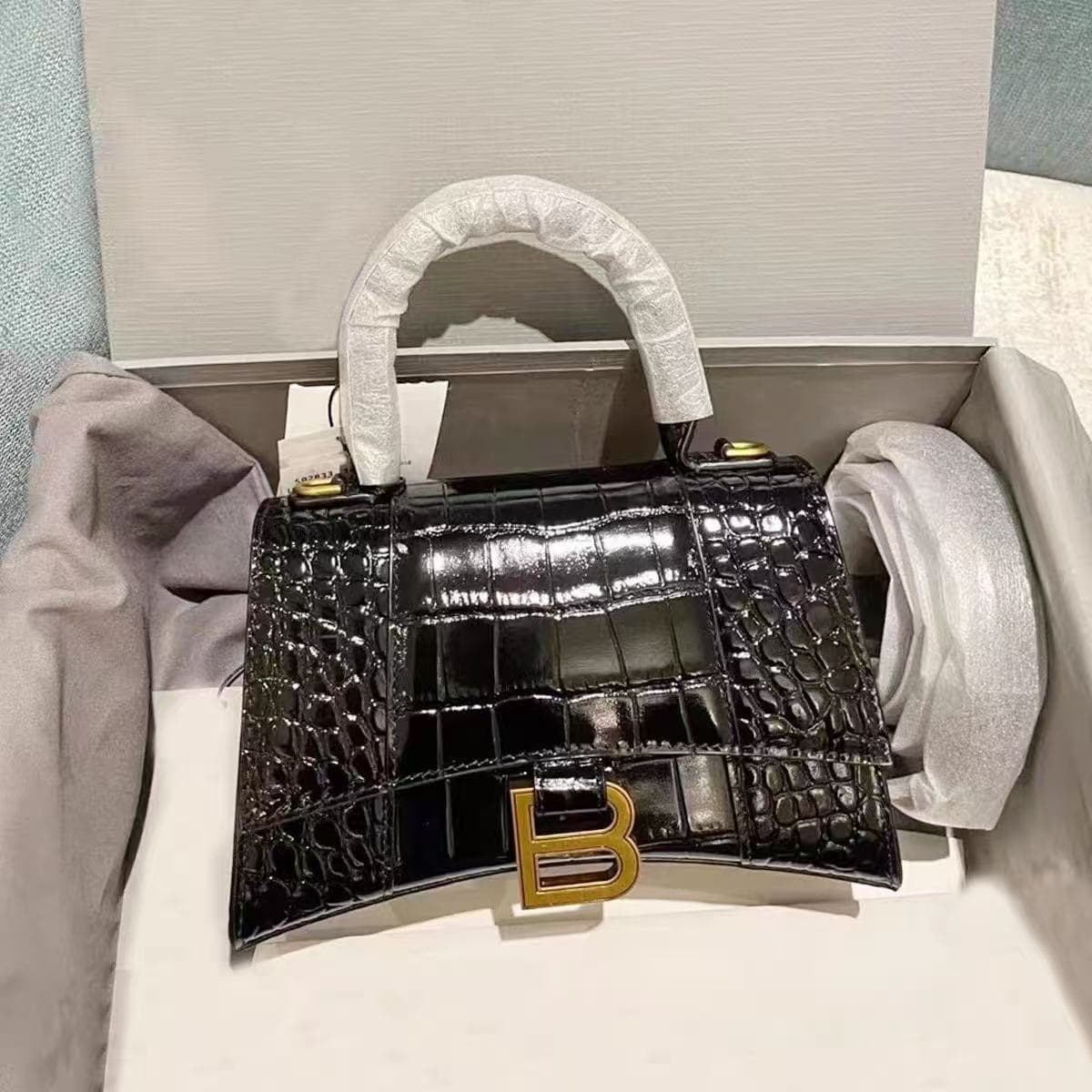 2025 New Genuine Leather Women's Bag Crocodile Skin B's Versatile Portable Crossbody Bag Cowhide Single Shoulder Hourglass Bag Dumpling Bag