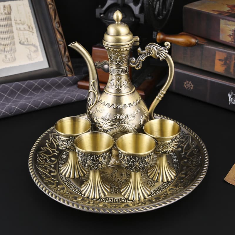 High-end wine set gift box classical household antique Russian imitation bronze liquor jug wine divider small wine glass