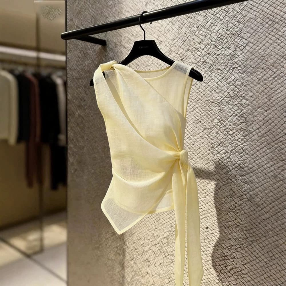 New Chinese Style Elegant Design Tie-Front Blouse, 2026 Summer New Arrival, Sheer Fitted Chic Top