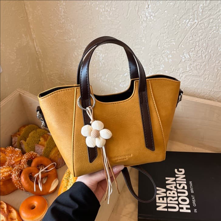 Korean Niche Handheld Basket Bag 2026 New Style Premium Fashion Bucket Bag for Women Patchwork Shoulder Crossbody Bag