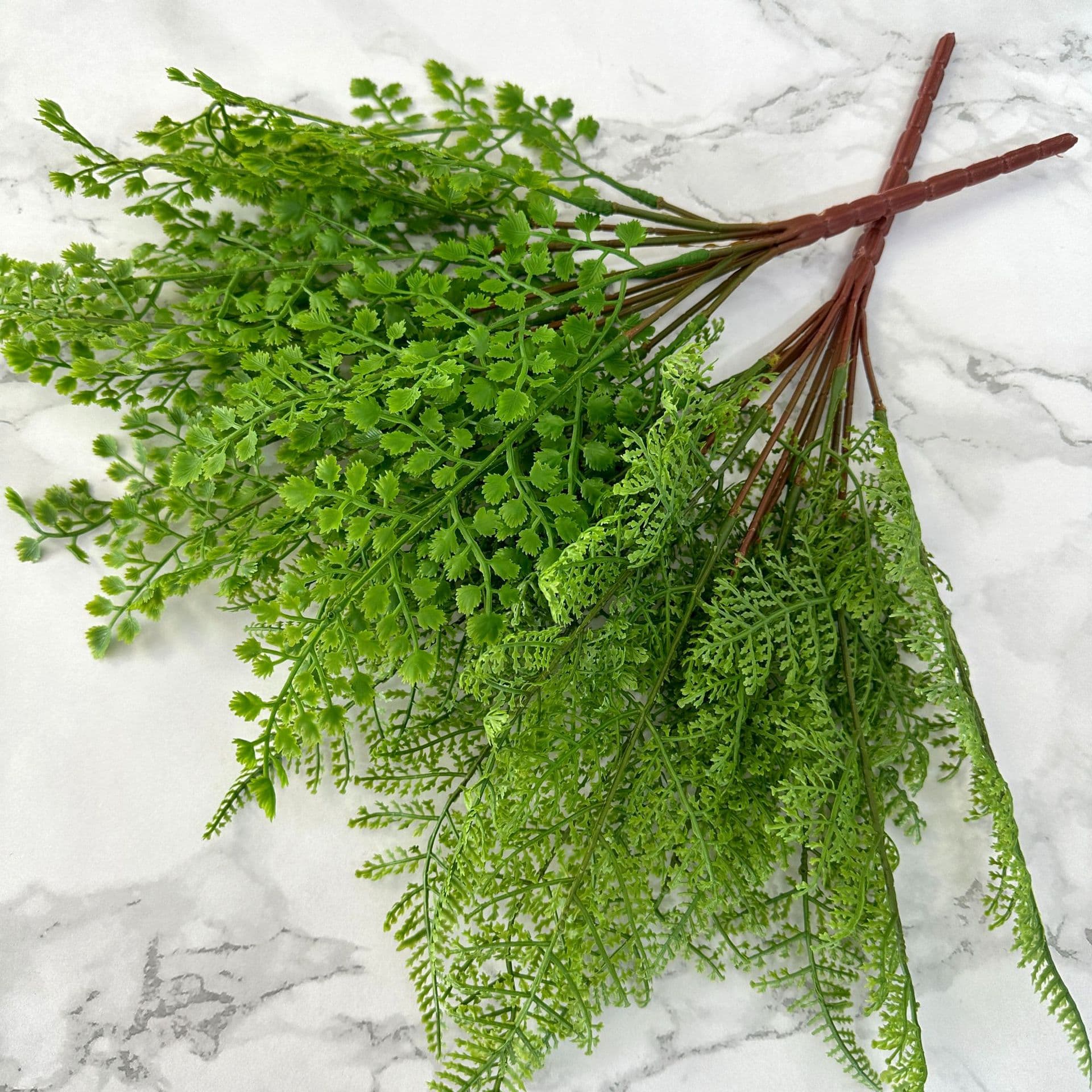 Simulated 13-forked soft rubber fern leaves, home decoration, fern artificial plant wall, floral arrangement, photography props