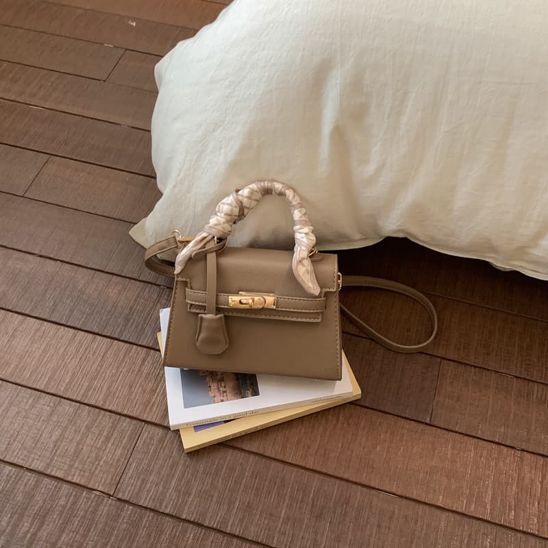 Handbag Versatile Bag Women Korean Style Kelly 2026 Trendy Simple New Fashion Exquisite Crossbody Bag Summer