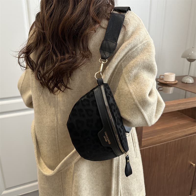 2026 New Fashion Trendy Waist Bag Casual Retro Shoulder Bag Crossbody Chest Bag for Women Cross-Border Trade