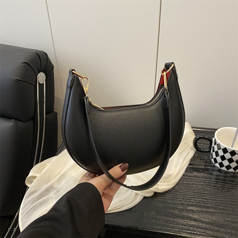 French Style Underarm Moon Shape Commuter Bag for Women Spring Season Simple Shoulder Bag Street Trend Soft PU Material
