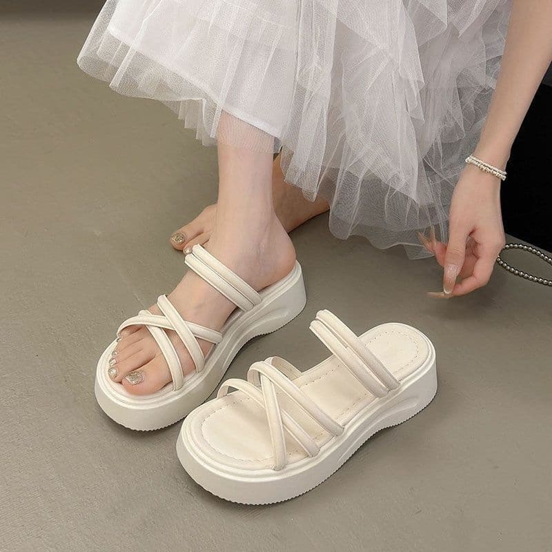 Thick-Soled Dual-Use Roman Sandals, 2026 Spring/Summer New Style for Women, Versatile Slip-On Sandals for Wearing with Dresses