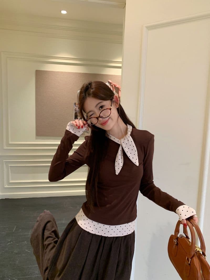 Designed with a sweet style, strappy bow, and contrasting color brushed T-shirt for women, 2026 autumn and winter slim-fit versatile top