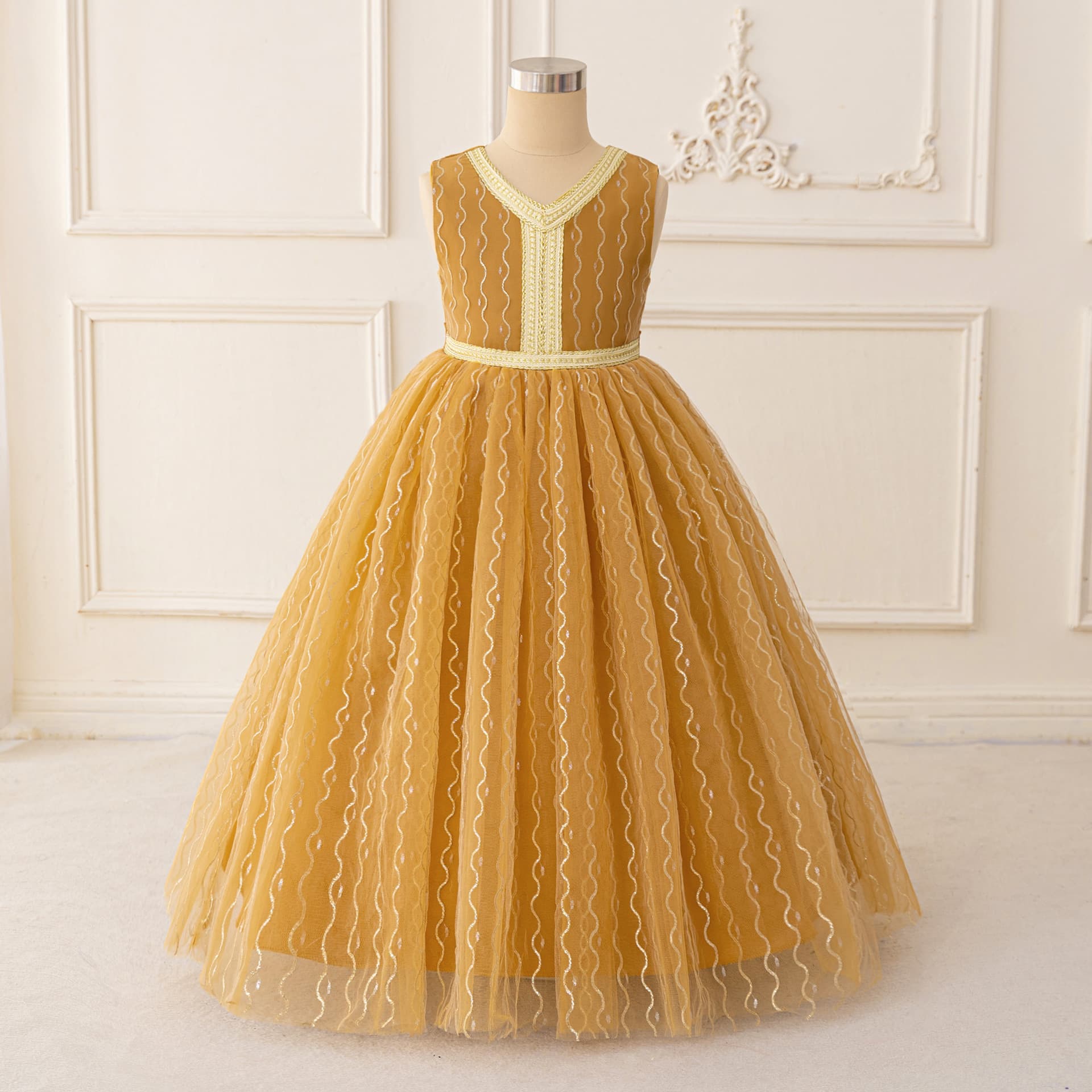 Long Sleeveless Mesh Dress Princess Wedding Gown for Big Kids Festival Performance Outfit European Style Polyester Cotton Blend