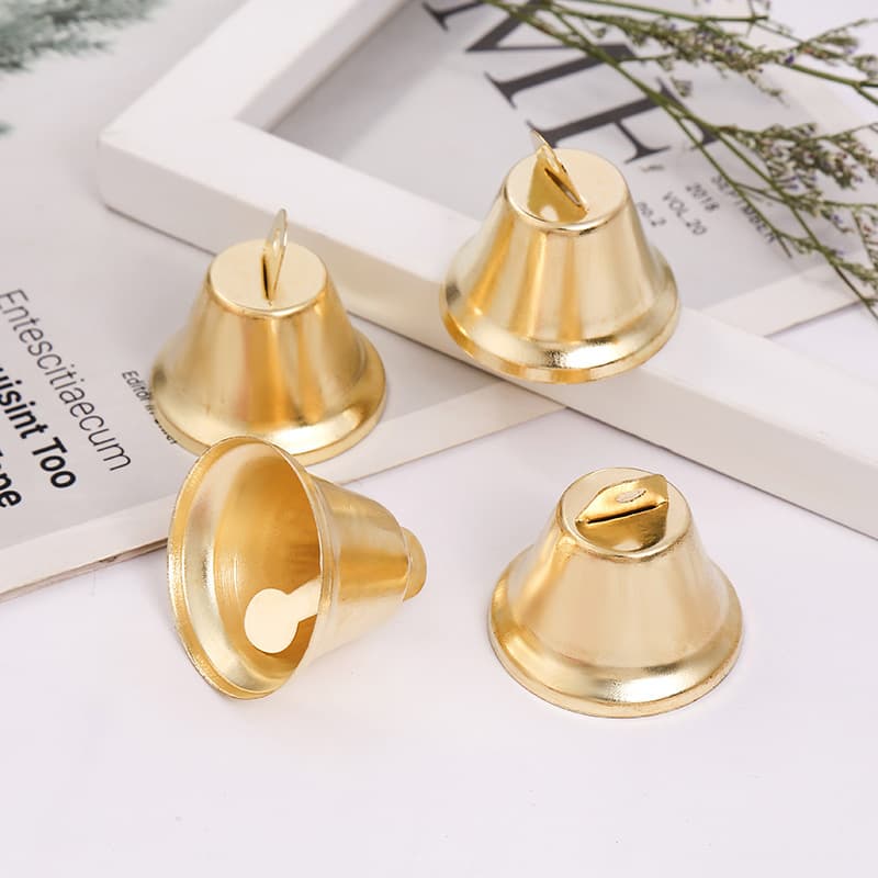 Manufacturer wholesale gold open bells trumpet bells Christmas decoration handmade DIY small bells wind bell accessories