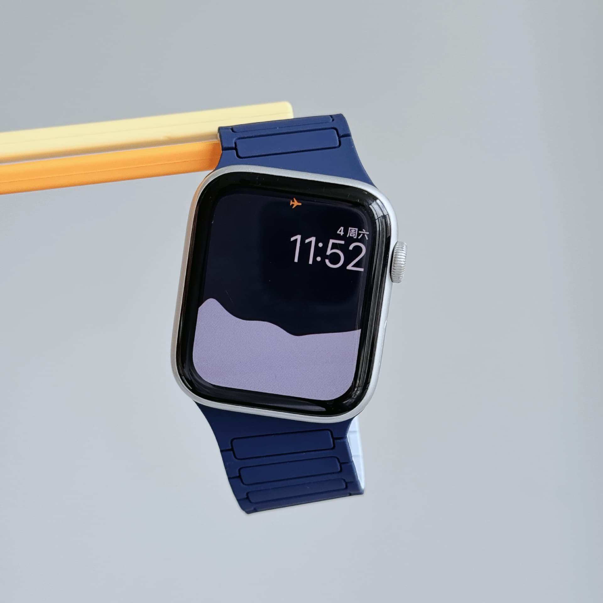 Beveled Craft Silicone Magnetic Strap Compatible with Apple Watch S8, Apple Watch Ultra 3 Summer Band