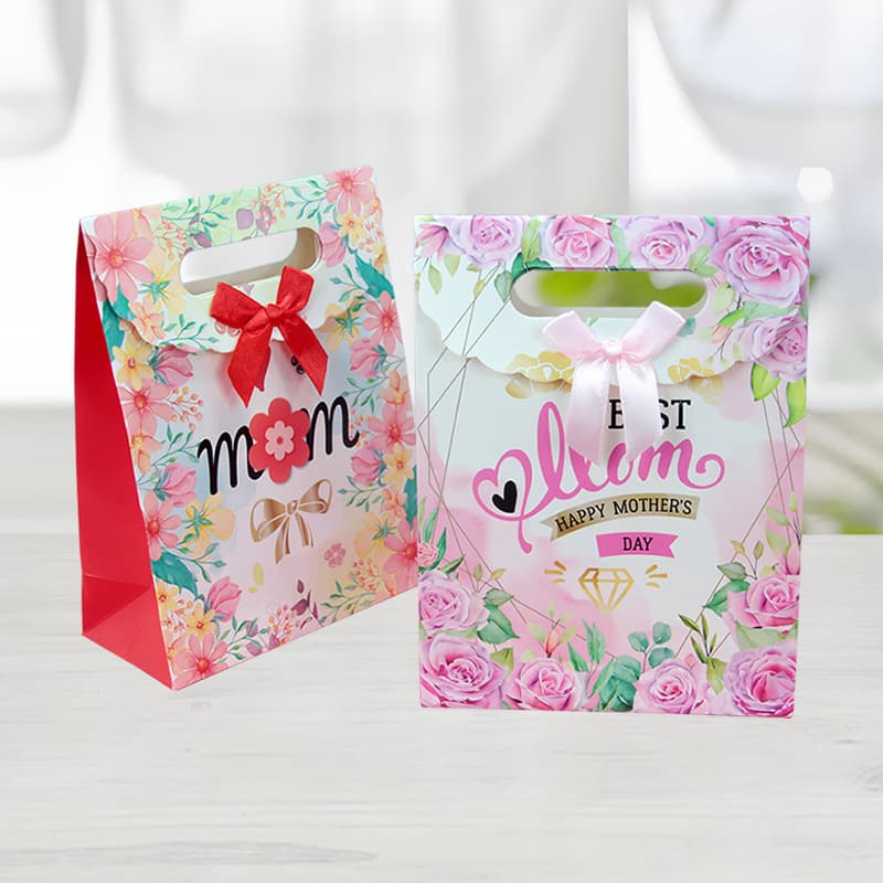 Mother's Day Flip Bag Gift Bag for Mother Gift Bag Portable Bag Cosmetics Mask Paper Bag Packaging Bag Sugar Box