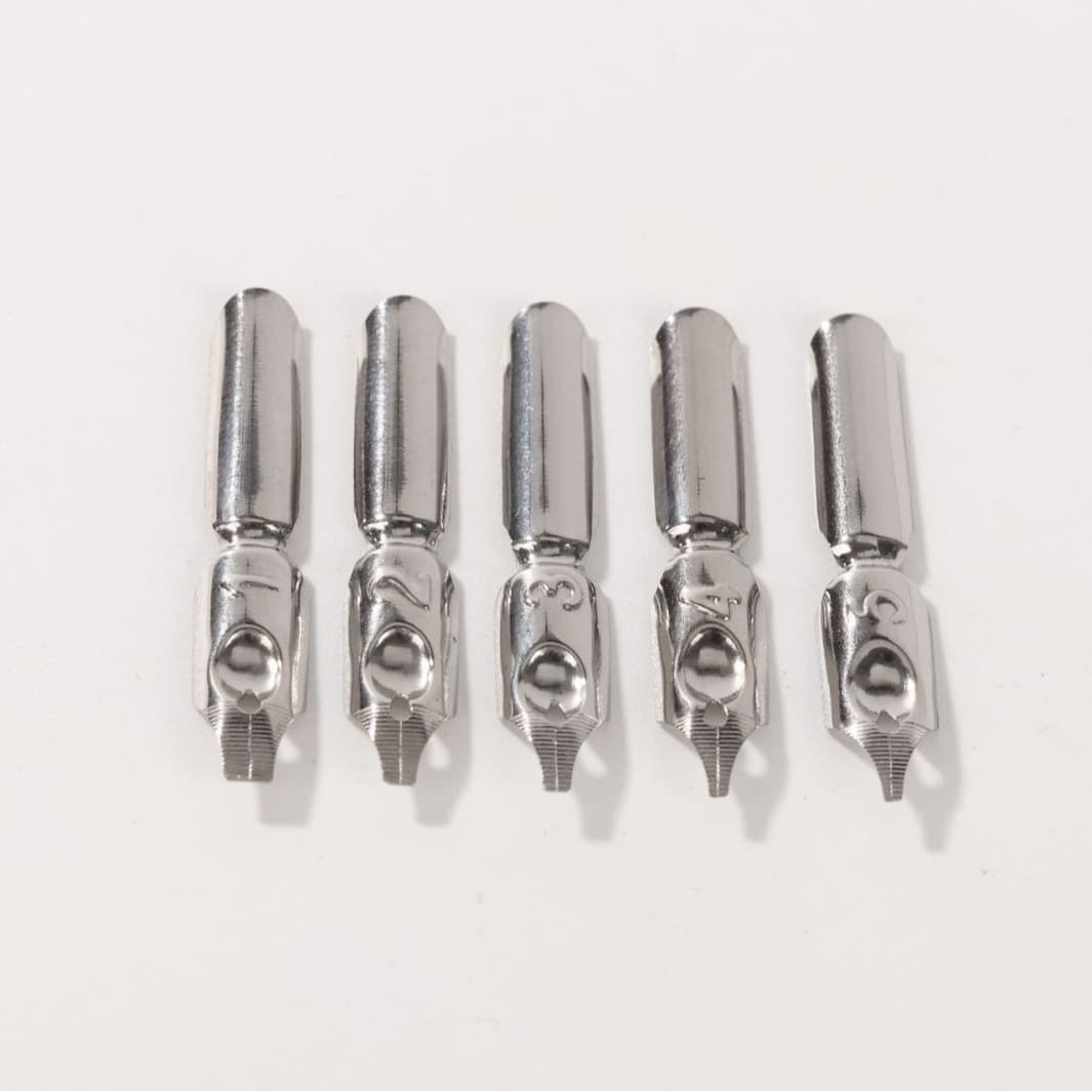 Manufacturer dipped pen nib dipped in water steel pen nib dipped in water steel pen nib fixed pen nib fancy nib flat head art nib