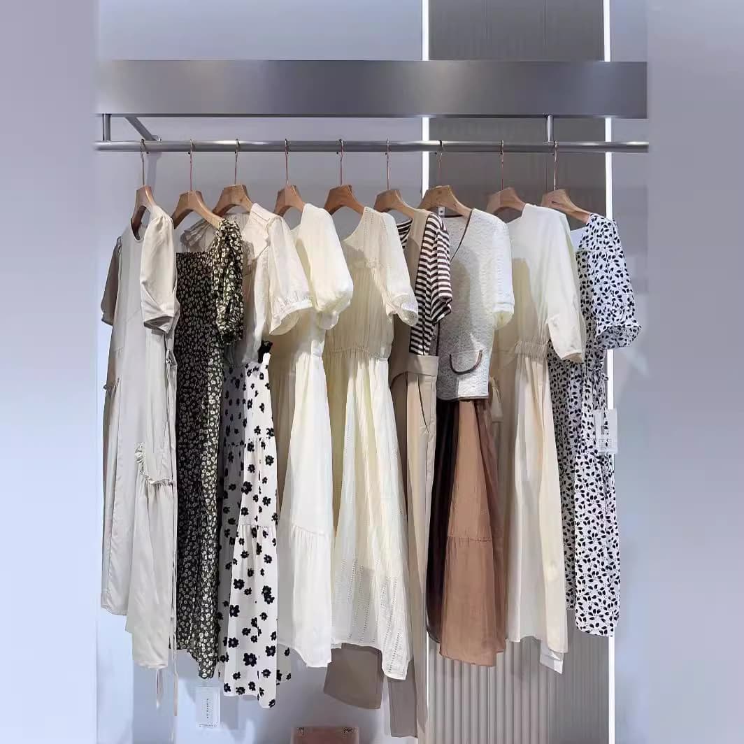 Xigongxiu Brand Discount Women's Clothing Final Clearance Wholesale Mixed Styles for Physical Stores and Live Streaming Sourcing