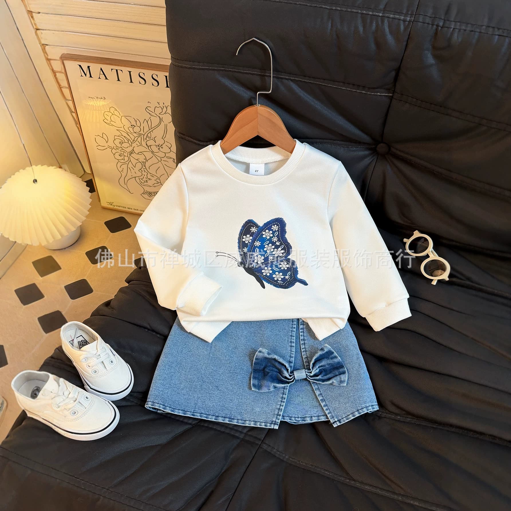Foreign trade girls blue butterfly sweatshirt denim skirt two-piece printed long-sleeved top bow skirt