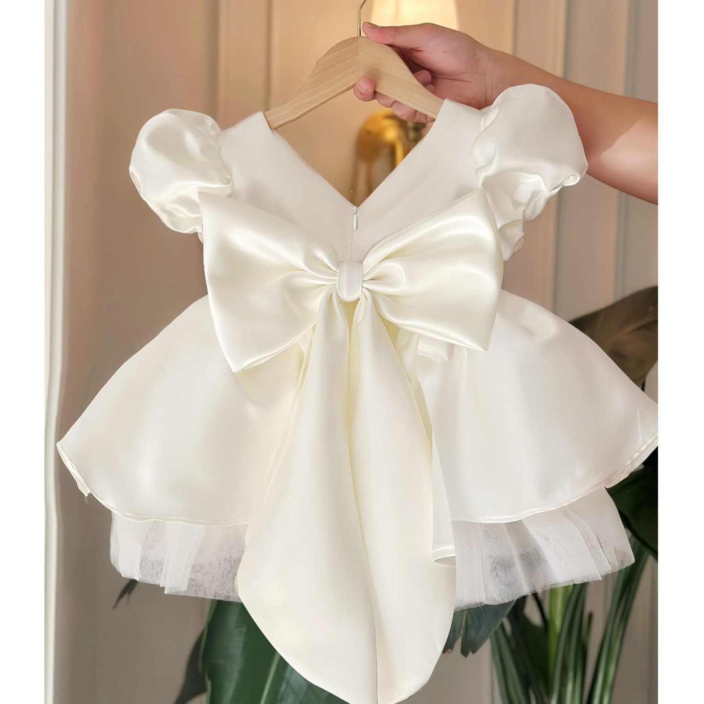 Girl's First Birthday Stunning Outfit for Cake Smash and Flower Girl Princess Dress Light Luxury Annual Party Unique Style