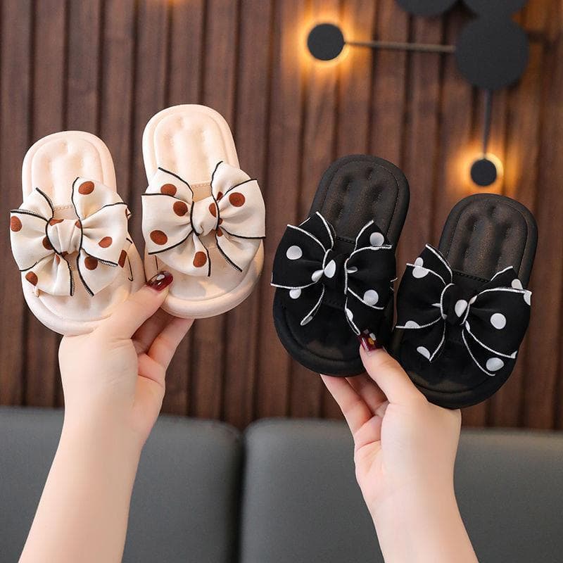 Princess Style Summer Children's Slippers Breathable Outdoor Wear Pearl Decorated Soft Bottom Flat Sandals for Little Girls