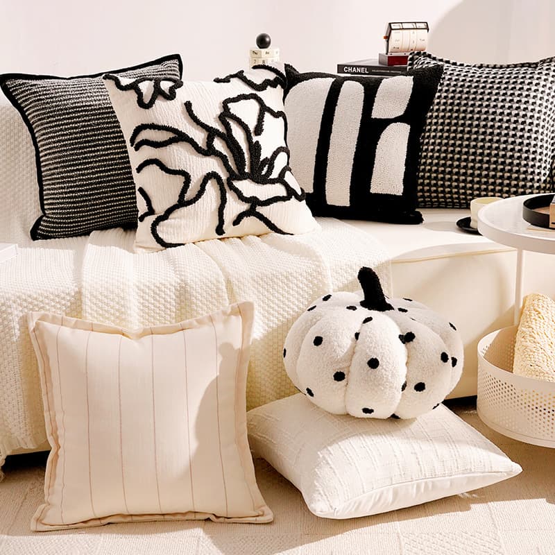 Light Luxury French High-End Black and White Living Room Sofa Throw Pillow Cream Style Window Seat Cushion Ethnic Bed Headrest Cushion