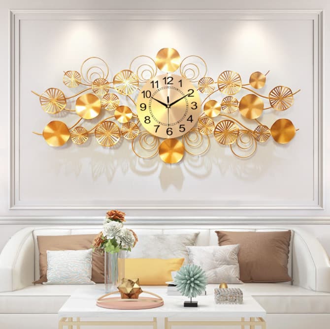 Wrought iron wall clock, modern minimalist decorative painting for living room, creative clock, wrought iron light luxury timepiece, cross-border best-selling item.