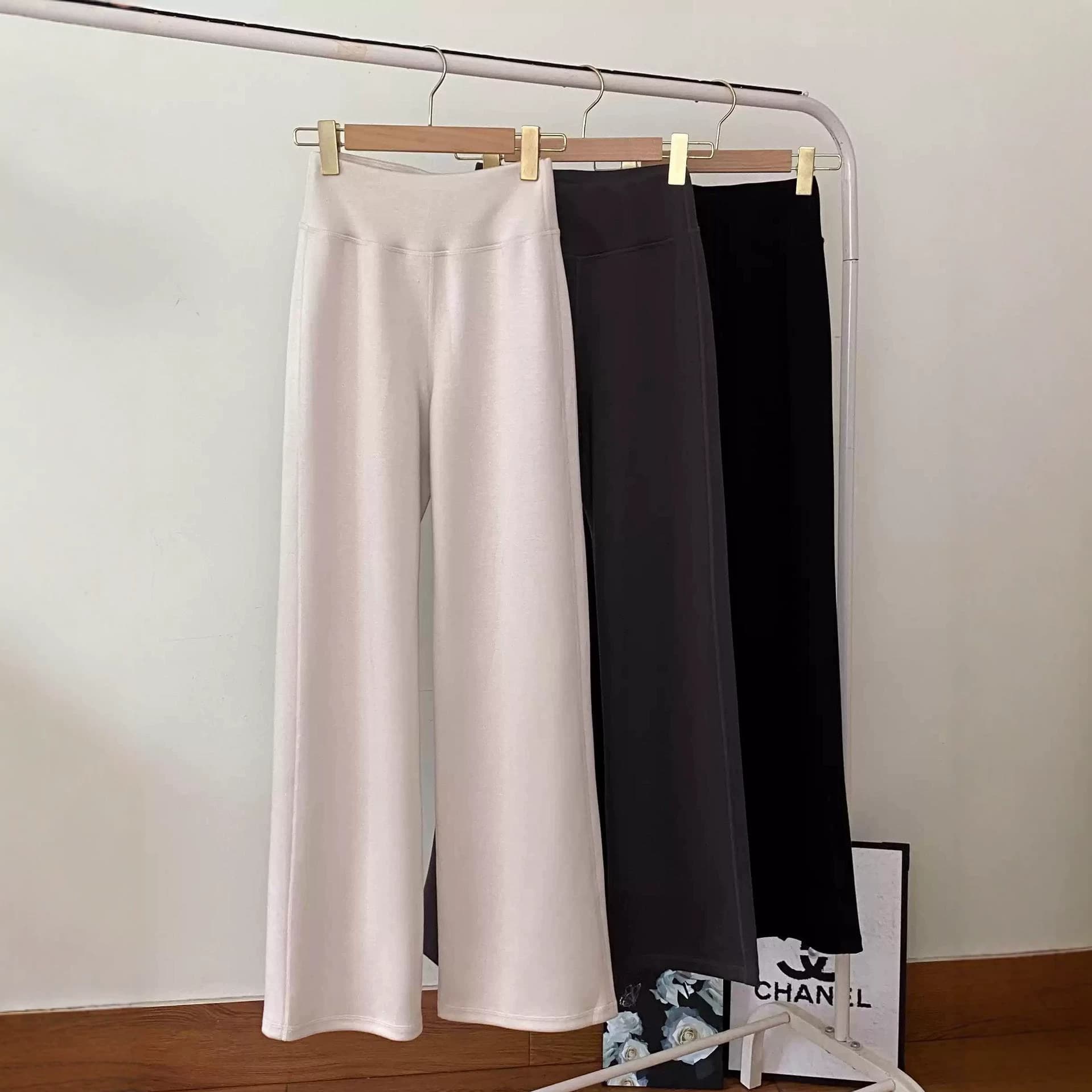 Narrow version slim fit, soft, skin-friendly straight wide-leg pants, fashionable and versatile solid color trousers for women 12998