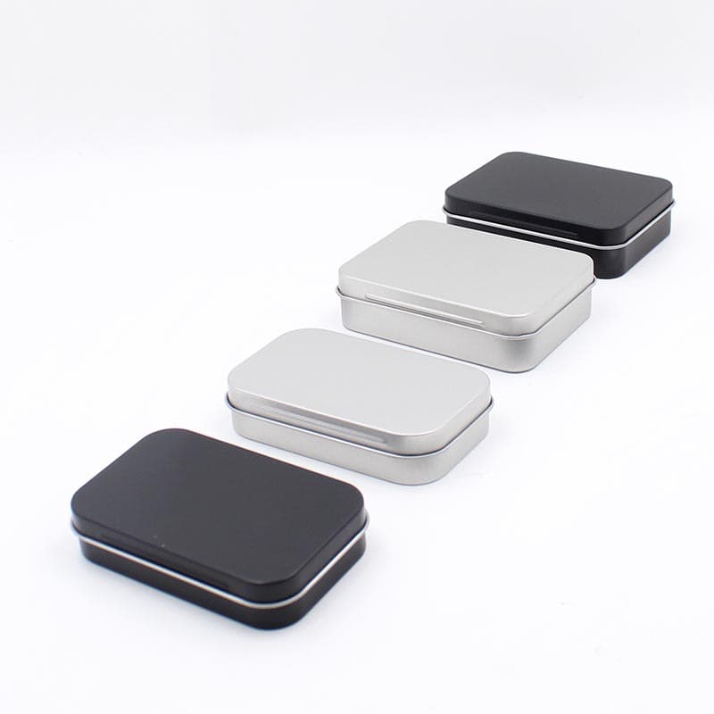Creative cigarette case, 20 cigarettes per pack, square box, black flip-top box
