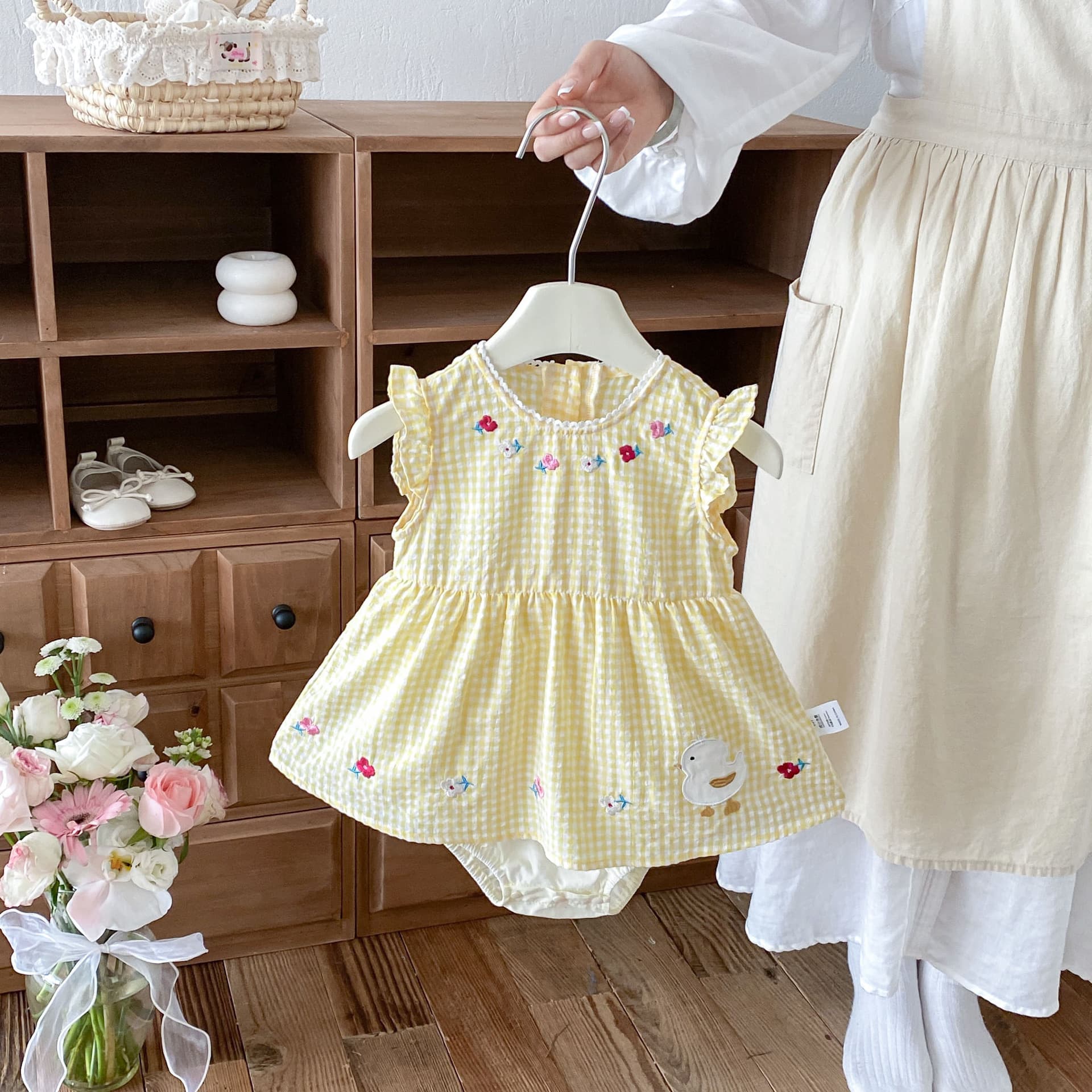 Baby summer clothes jumpsuit for girls baby duck plaid vest bag butt dress newborn crawling suit type a cotton