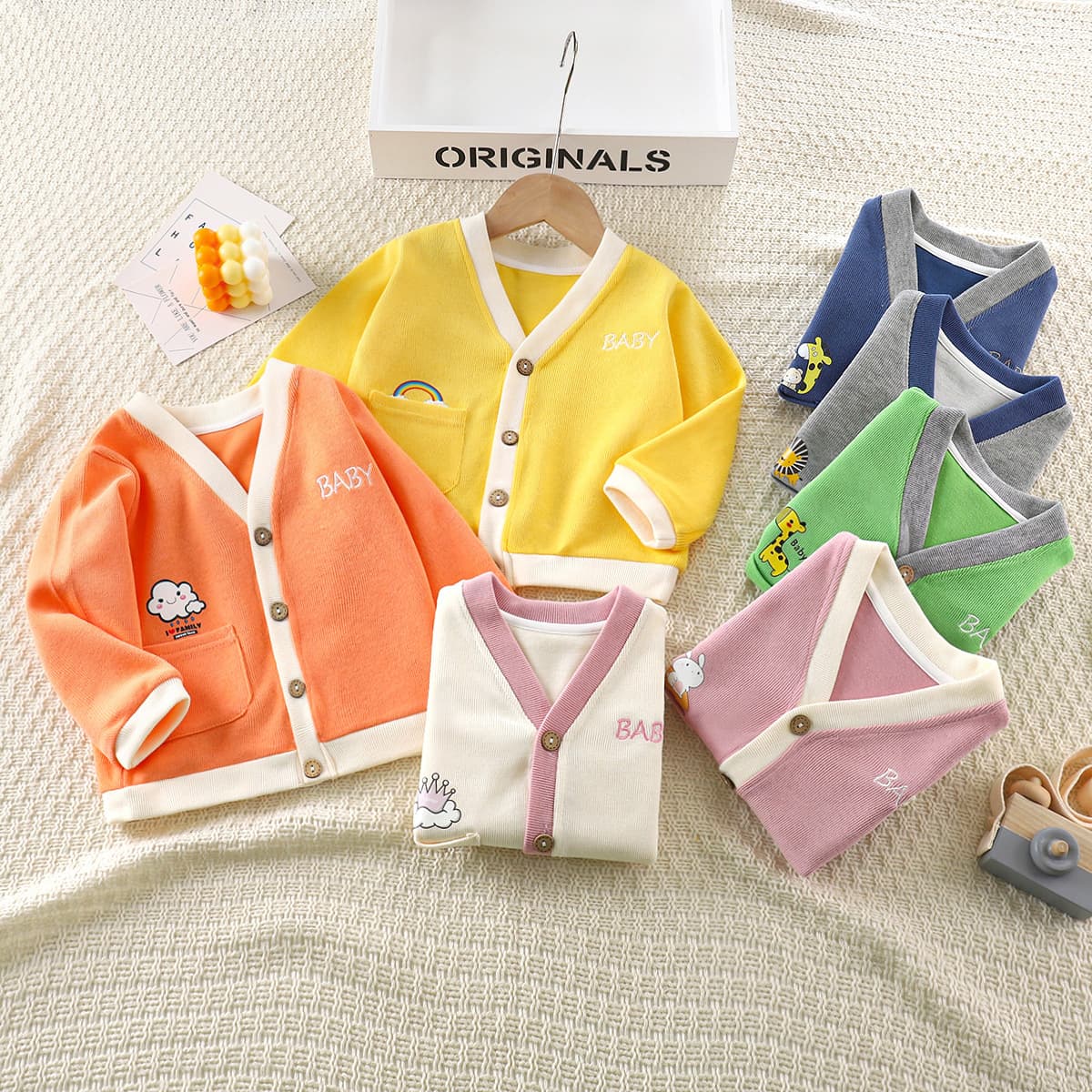 Children's knitted autumn coats, boys' sweaters, baby clothes, girls' knitted baby autumn cardigans, children's clothing