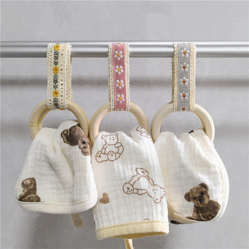 Ins Floral Lace Wooden Baby Handkerchief Towel Ring Bathroom Kitchen Wall Hanging Decoration