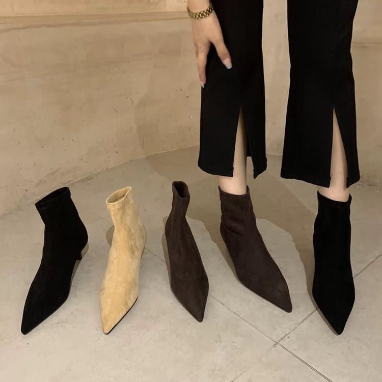 Suede Pointed Toe Short Boots Women 2026 Autumn Winter New Trendy Fleece-Lined Boots Korean Style Slim Boots Fashion Boots