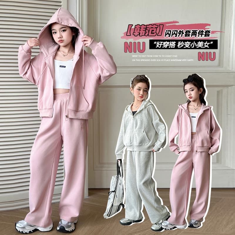 Girls' Spring 2025 New Trendy Hooded Cardigan Sweatshirt and Sweatpants Two-Piece Sport Set with Silver Sparkle Details
