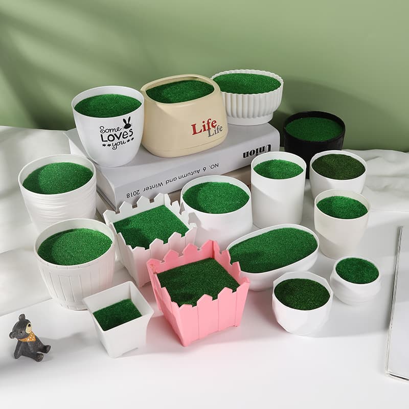 Imitation porcelain plastic flower pots and mini vases with foam flocking, suitable for flower arranging, desktop ornaments, and decorations.