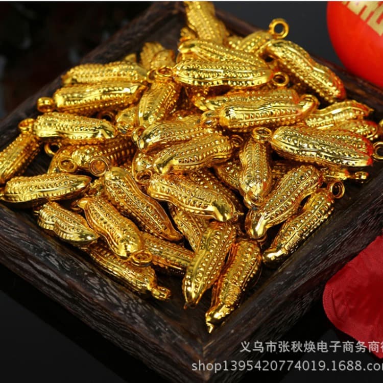 Gold-plated peanut accessories, pendant, "descendant bucket" decoration, gold-plated plastic mini peanuts, copper coins, and ingots.