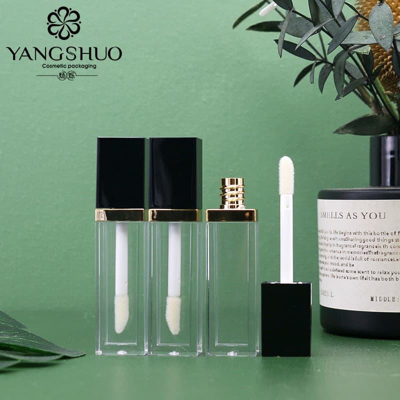 Wholesale Square Lip Gloss Tube 2.5ml Injection Molded Gold Middle Ring Transparent Bottle Lip Glaze Tube Empty Tube Cosmetic Packaging Material
