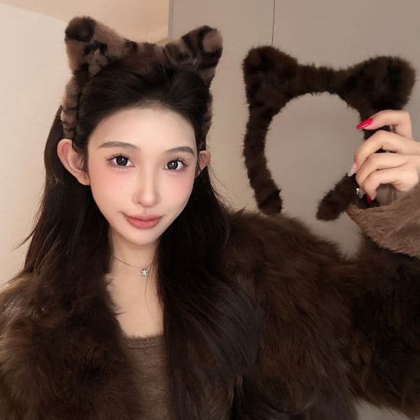 2024 New Autumn Winter Elegant Plush Leopard Print Cat Ears Headband High Crown Anti-Slip Face Washing Hair Hoop Accessories