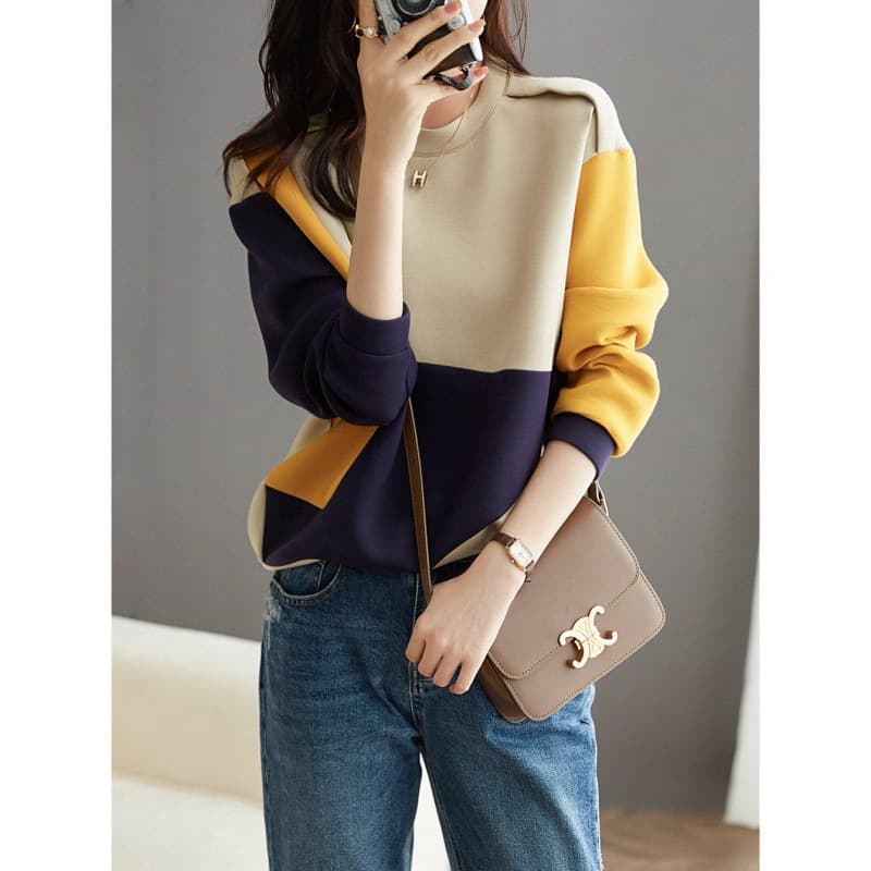 There is no doubt that everyone has one in early autumn! Women's stylish, energetic, age-reducing and practical new height Q-elastic air cotton sweatshirt
