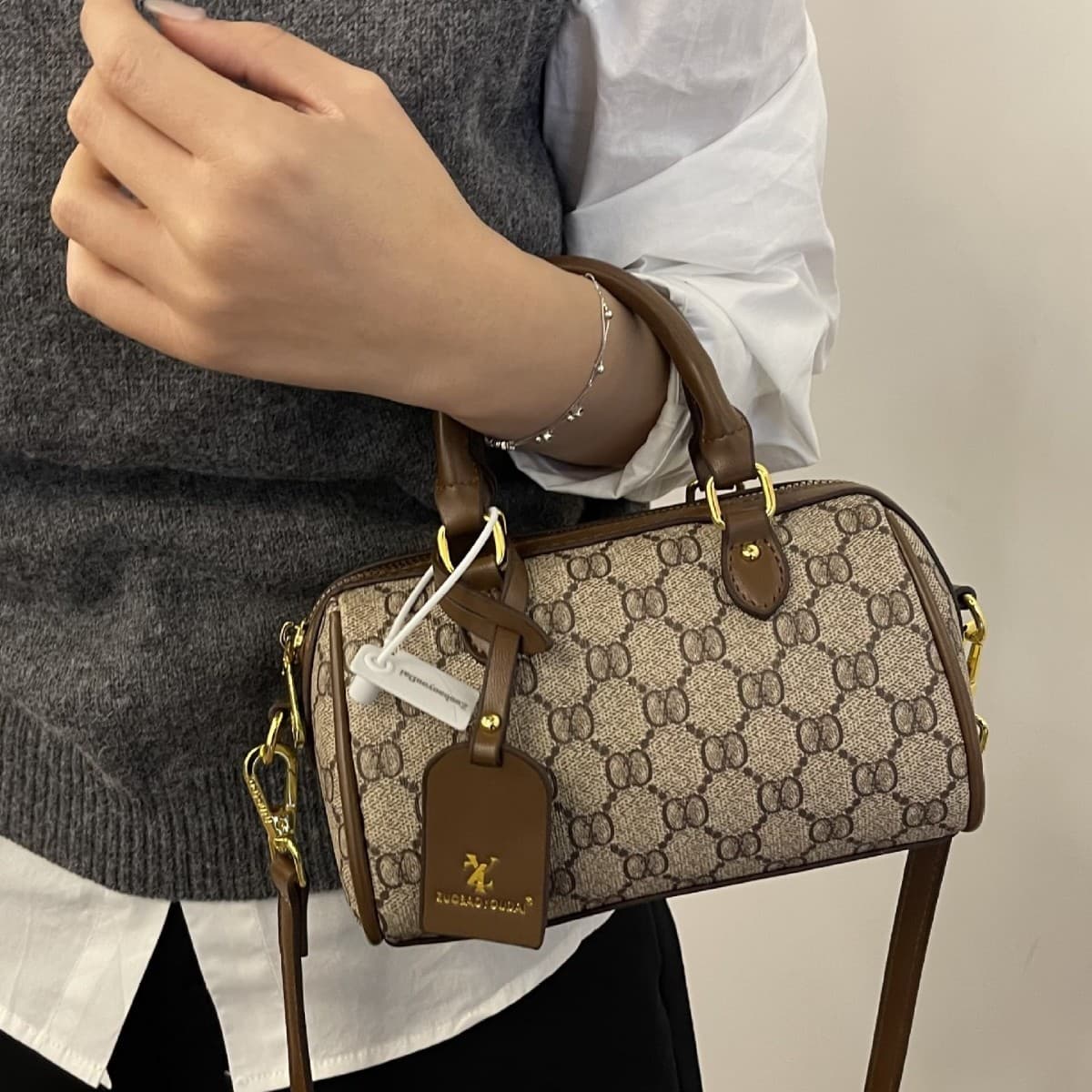 Cross-border Niche Boston Bag Women's Pillow Bag New Style Shoulder Crossbody Bag Textured Women's Crossbody Handbag