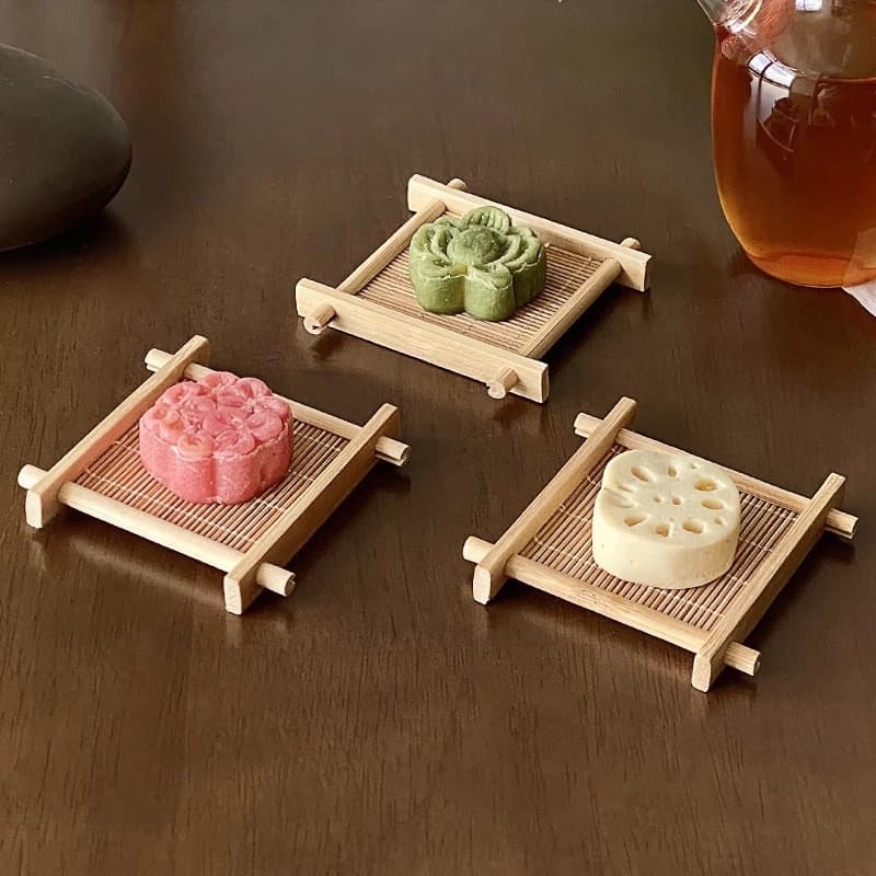 Tic-Tac-Toe Tea Snack Tray Chinese-Style Hotpot Pastry Plate, Tea Cup Mat and Saucer, Bamboo-Woven Table Display Tray, Handwoven