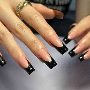Black French Tip Finished Nails Wholesale 3D Wearable Fake Nails Simple Square Press-On Nails