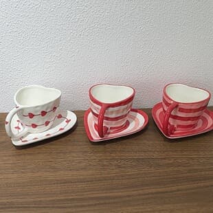 Striped Heart Shape Cup Saucer Tableware Ceramic Coffee Cup Saucer Handmade Afternoon Tea Cup Saucer Souvenir Decoration Water Cup