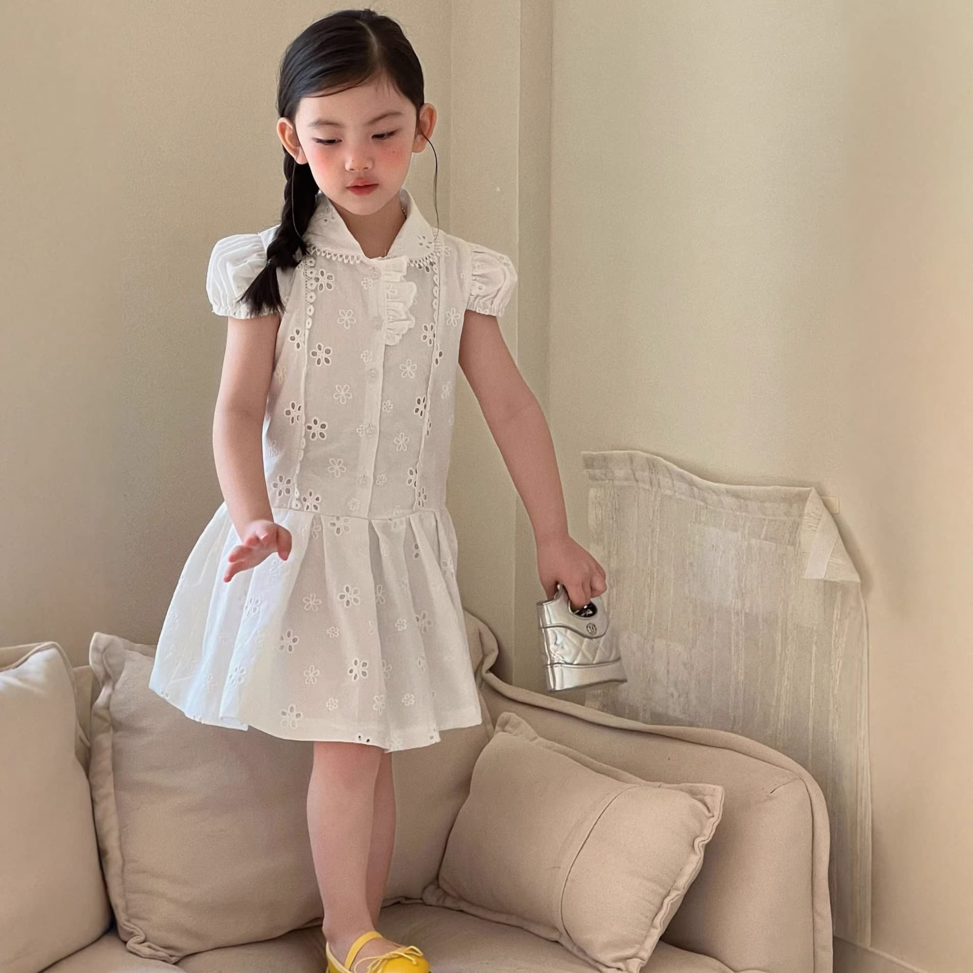 Girls French Puff Sleeve Shirt Dress 2026 New College Style Skirt Little Girls Exquisite Embroidery