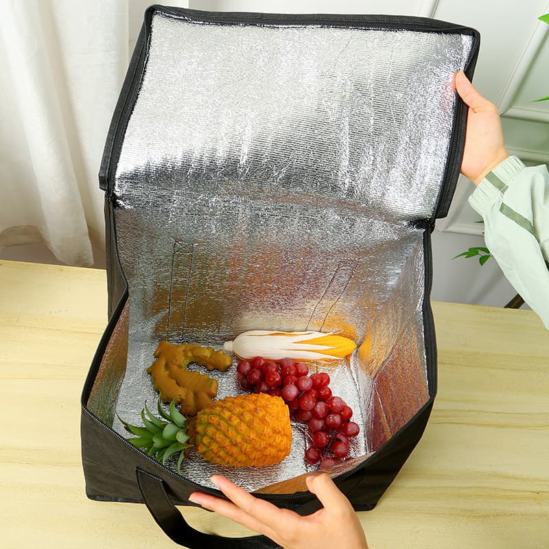 Custom Thickened Aluminum Foil Takeout Bag with Handles, Large Capacity Non-Woven Insulated Bag for Outdoor Use