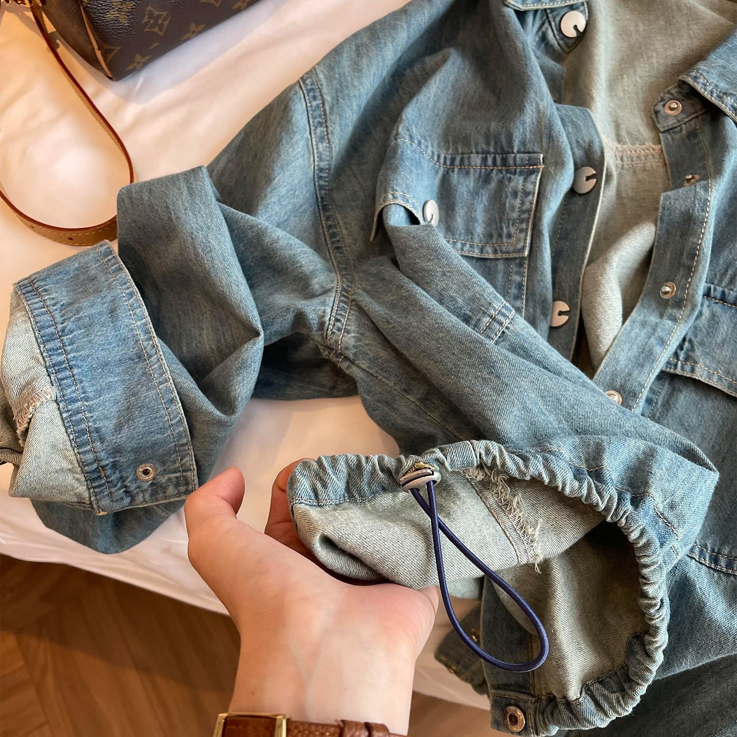 New Korean-style Loose Fitting Slimming Casual Denim Shirt with Lapel for Women Long Sleeve Shirt Jacket Trendy