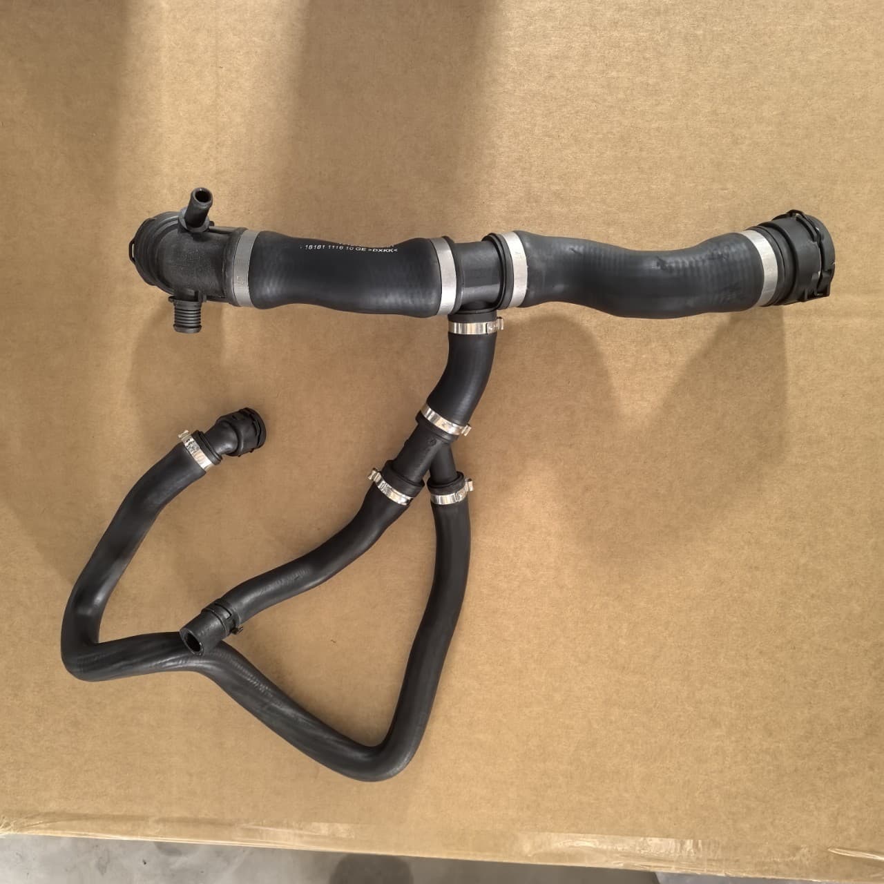 For Rolls-Royce Ghost Coolant Hose Radiator Upper and Lower Hose 17127604913