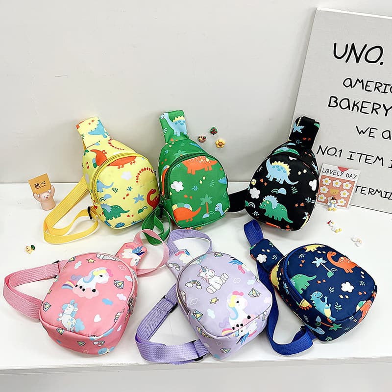 Printed dinosaur children's chest bag, crossbody bag for boys and girls, stylish, lightweight, versatile, trendy, perfect for travel, small backpack for boys.