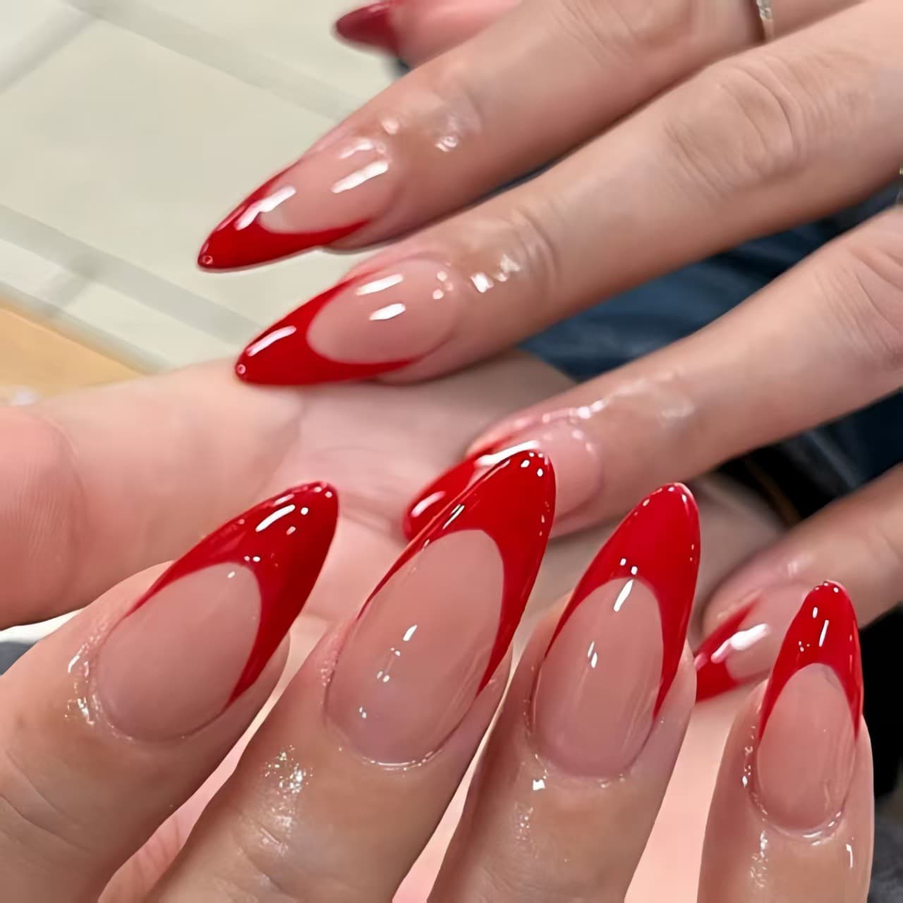 Cross-border 24-piece Wearable Nails Red French Teardrop Nail Tips White French Almond Wearable Nails Manicure Press-On Nails